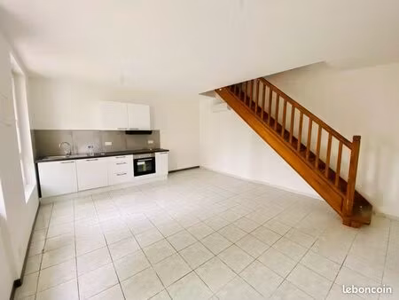 espira de l’agly : appartement t3 location annuelle