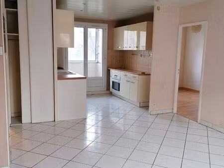 vends appartement f4