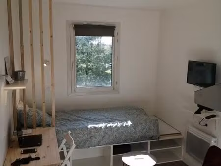 charmant studio meuble