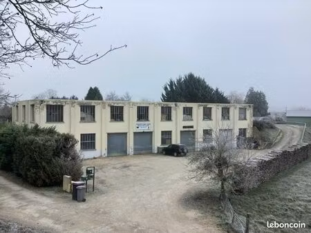 bâtiment industriel