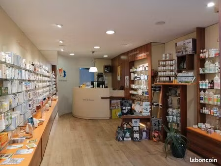 local commercial 40m² angers coeur de ville emplacement stratégique & lumineux