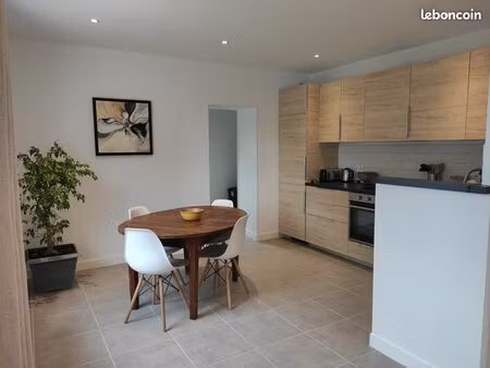 t3 60 m² proximité tours et amboise