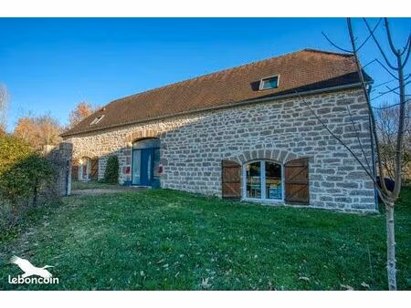 maison 8 pièces 194 m²