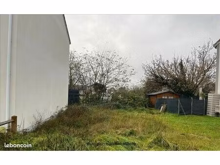 terrain 201 m² blanquefort