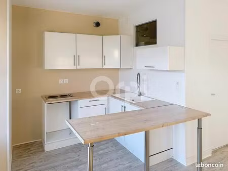 studio 1 pièce 29 m²