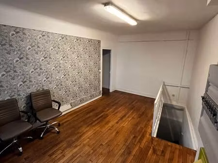 bureau 40m2 paris 75018