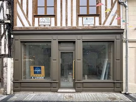 local 81 m² pont audemer