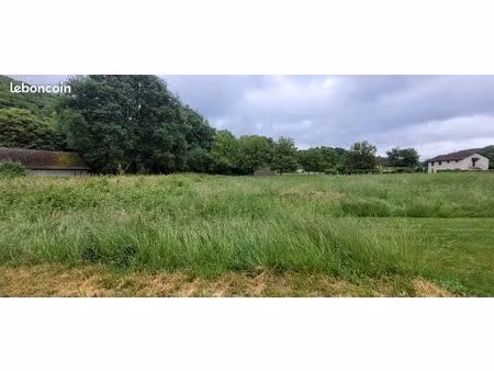 terrain 2 457 m² altillac