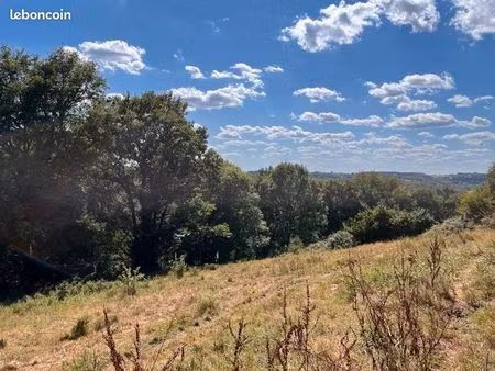 terrain 2 800 m² altillac