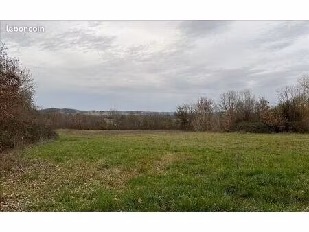 terrain 10 404 m² briatexte