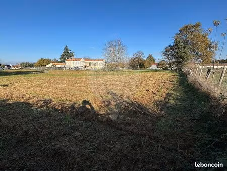 terrain 2 921 m² pessines