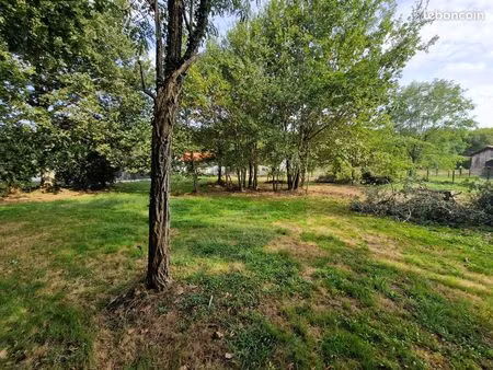 terrain 962 m2 à salaunes