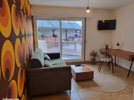 joli f2 meublé à louer vue mer