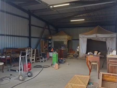local hangar 90m2 à louer