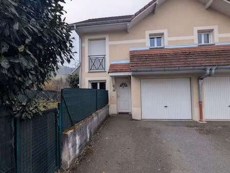 maison 103 m² avec jardin à st-pierre-en-faucigny – 3 chambres – proche gare