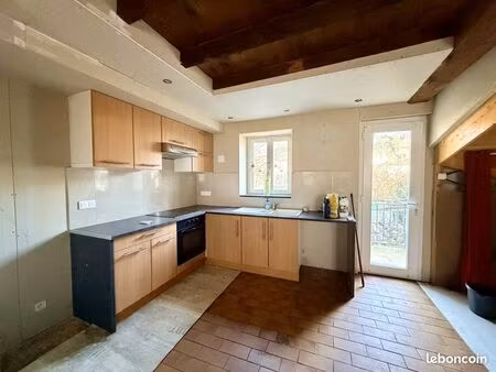 maison de village 4 pièces 92 m²