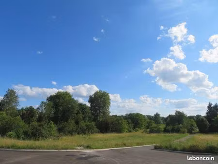 terrain de 1684 m² à chaudeney-sur-moselle