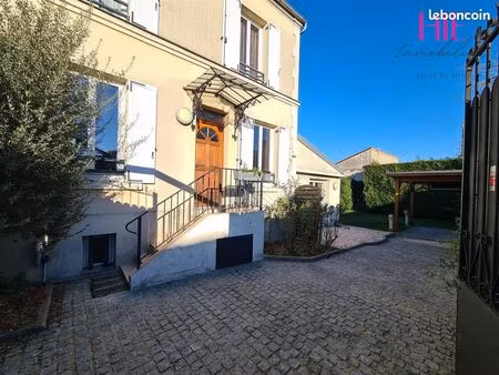 maison 6 pièces 100 m²