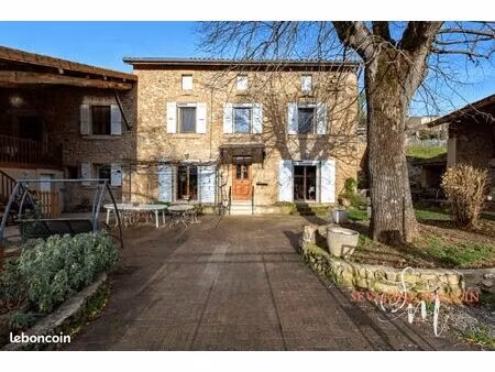 maison 8 pièces 168 m²