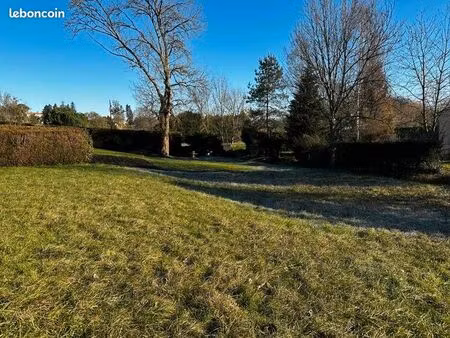 terrain 3 247 m² dignac