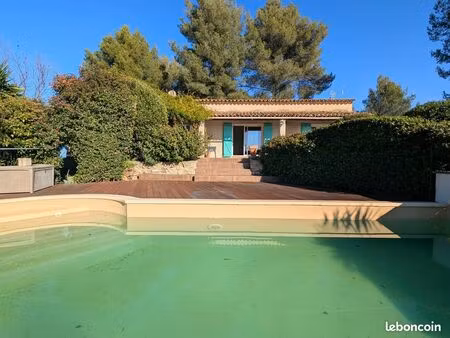 superbe villa t4 de 104 sur parcelle de 2400 m² avec piscine