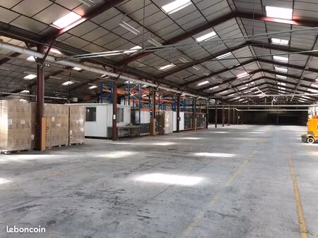 entrepôt 5339 m² bressuire