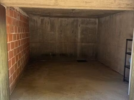 garage à louer