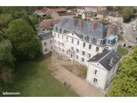 maison 40 pièces 2000 m²