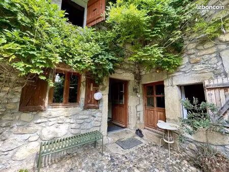 maison de village 5 pièces 200 m²