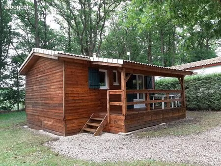 magnifique chalet bois habitable à l année dans domaine résidentiel
