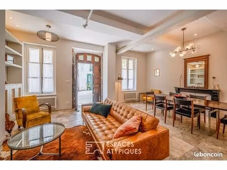 propriété 8 pièces 273 m²