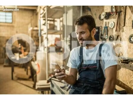 local d'activité 750 m²