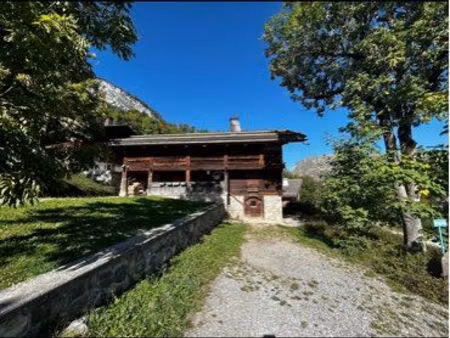 authentique chalet de 1810 - 7 pièces 225 m2 - le grand-bornand