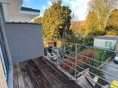 bel appartement 2 chambres + terrasse + buanderie