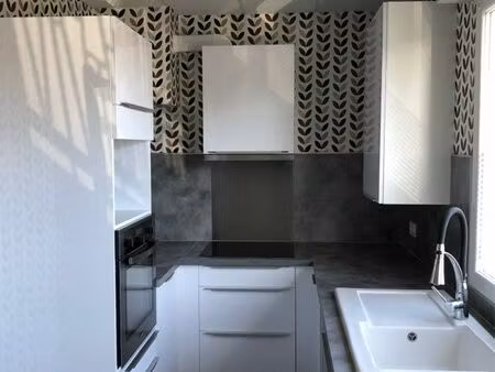 charmante maison f3 avec jardin et garage entièrement rénovée avec prestations haut de gam