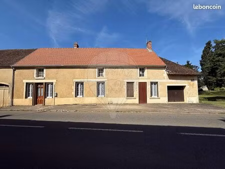 longère 7 pièces 135 m²