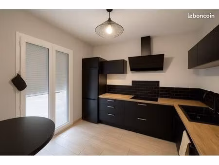 maison récente - 95m2 - 700m2 terrain - calme