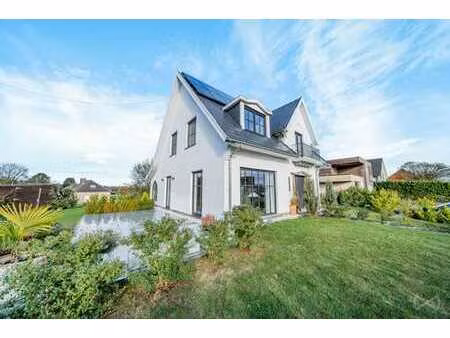 villa comme neuve - rénovée - standing - 3 ch - energie/e62