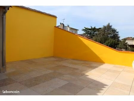 immeuble de rapport - commerce + t3 avec terrasse