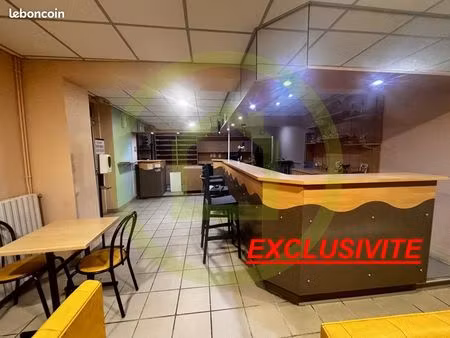 immeuble 230 m² la villetelle