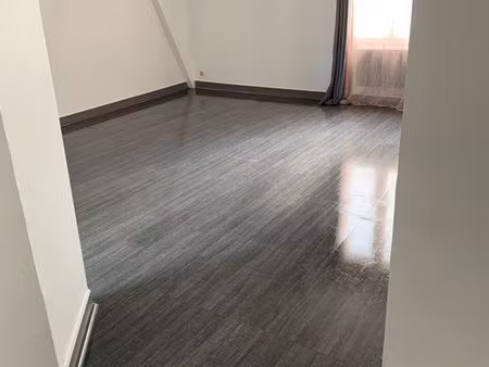 location f2 centre ville