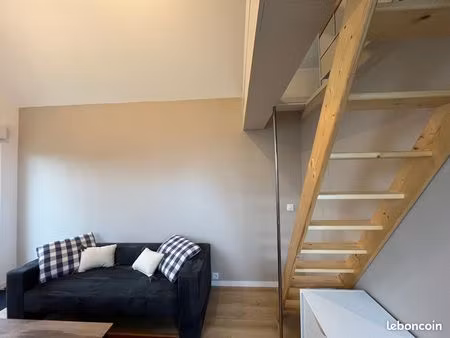 a louer grand studio -petite maisonnette indépendante à lassigny