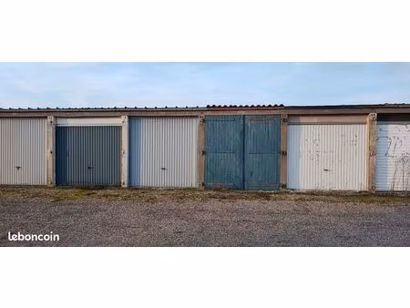 garage / box à louer giraumont