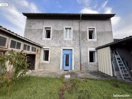 immeuble 158 m² gourdan polignan