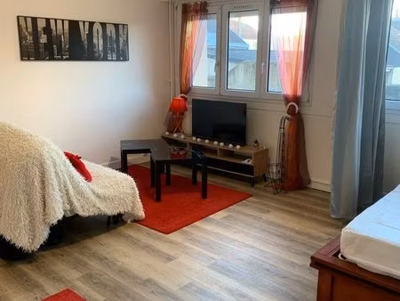 f1 550/mois chauffage inclus