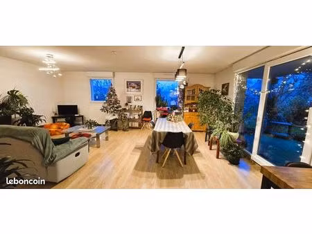 magnifique t4 rez-de-jardin   garage double + parking