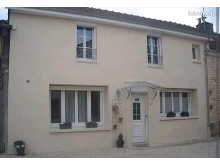 vente mur avec chambres touristiques meublé et locl commercial(bar pm fdj tabac brasserie)