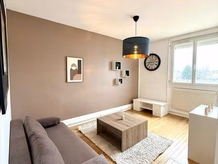 appartement meublé - 3 pièces - 60m2