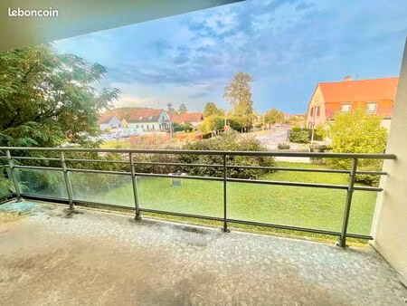 idéal bureau ou cabinet médical