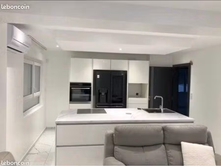 grande maison de 211m2 rénovée